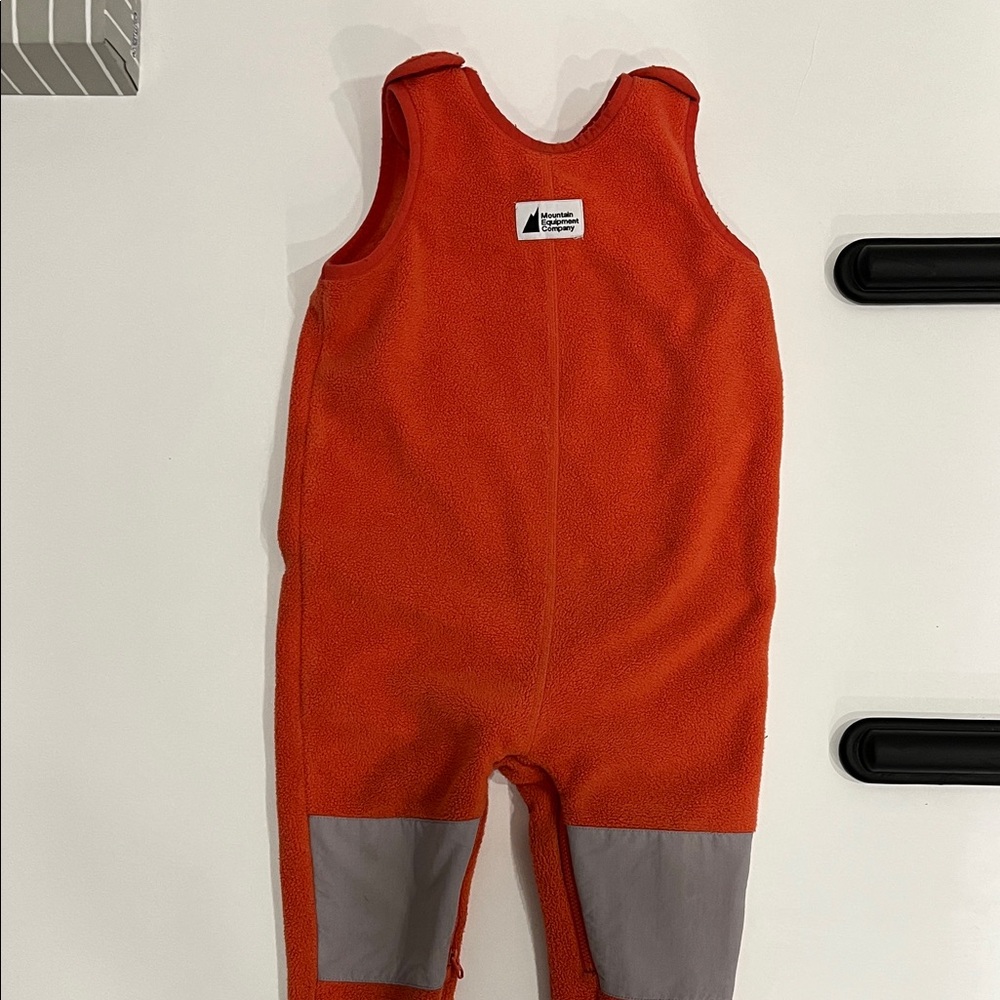 SOLD Fleece polaralls MEC 18 months